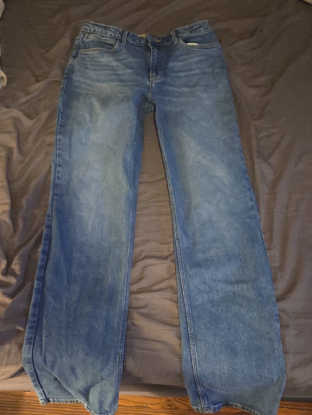 Wrangler Women's High-Rise Medium Blue Straight Jeans